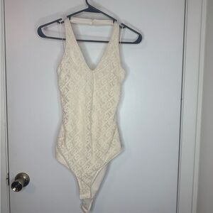 🚨2/$20 AQUA Cream Lace Halter Bodysuit